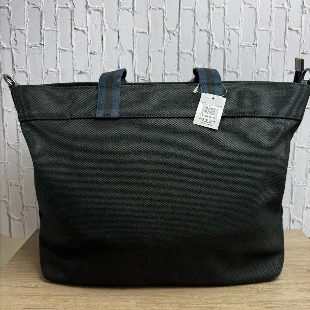 NWT Coach Tote Bag 38 With Whale Graphic Black CT899